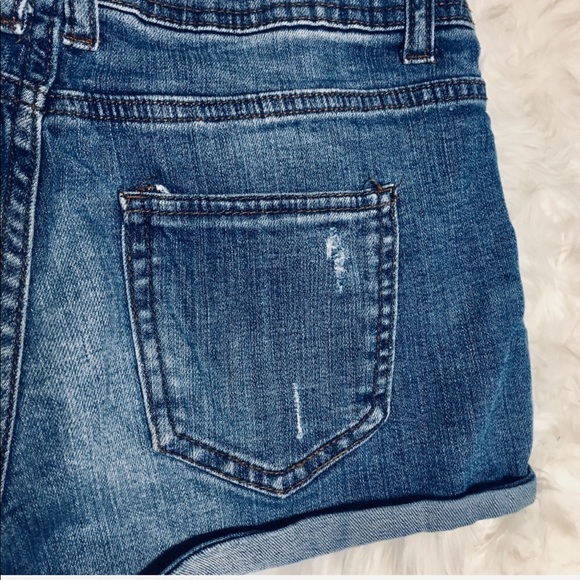 Forever 21 Distressed Denim Shorts Size 27 - Picture 4 of 6